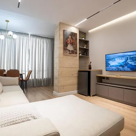 Διαμέρισμα Erlis Comfy Cozy 2 *